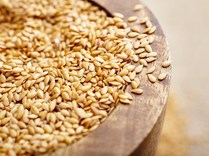 Flaxseed: 9 Health Benefits and How to Eat