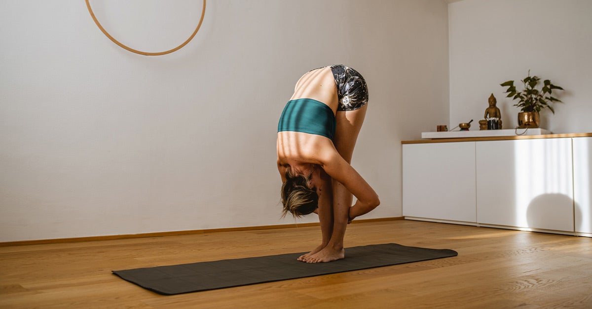 Yoga for Neck Pain: 12 Poses to Try