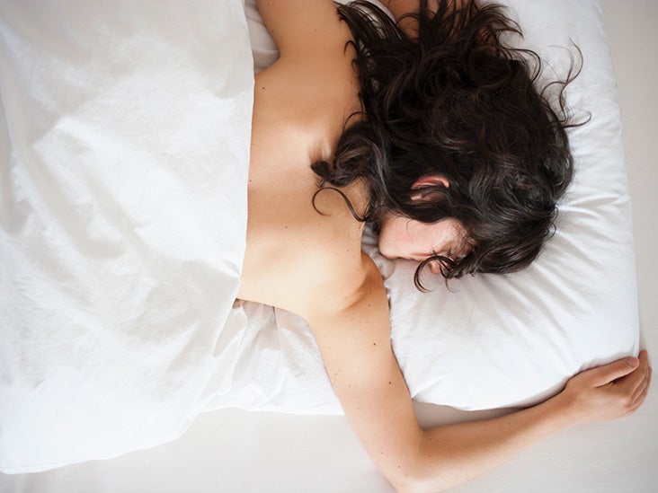 Ledy Boy Sleeping Sex - Benefits of Sleeping Naked: Why It Can Be Key to a Good Night's Sleep