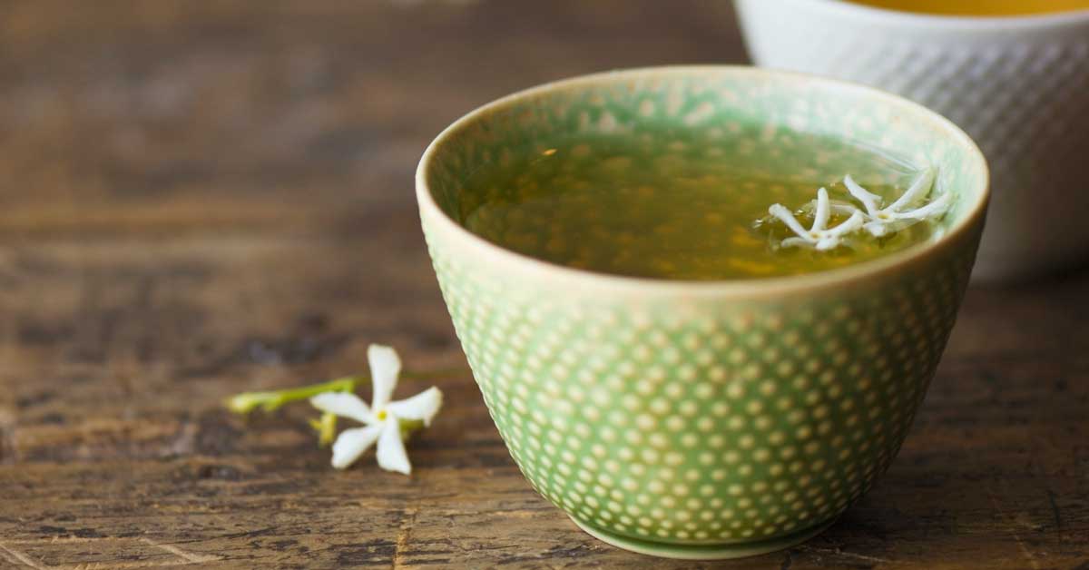 Easy Homemade Jasmine Tea vs Green Tea 2023 - AtOnce