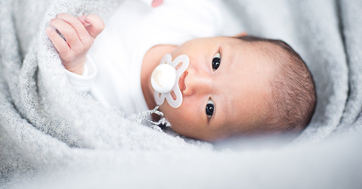 Giving Your Newborn A Pacifier Sleep Safety When To Use More