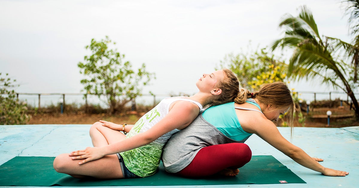 21 Yoga Poses for Two: Beginner, Intermediate, and ...