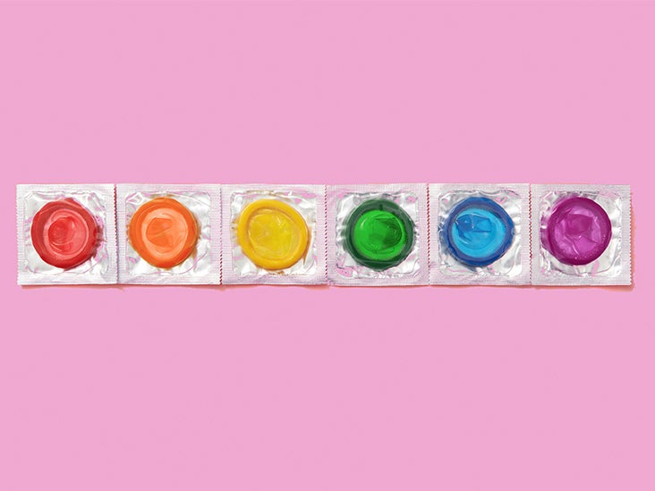 732px x 549px - How to Use Condoms: Outside or Inside, Dental Dam, Lube, and More