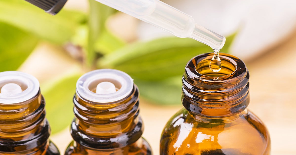 What is a Tincture? Herbal Recipes, Uses, Benefits, and Precautions