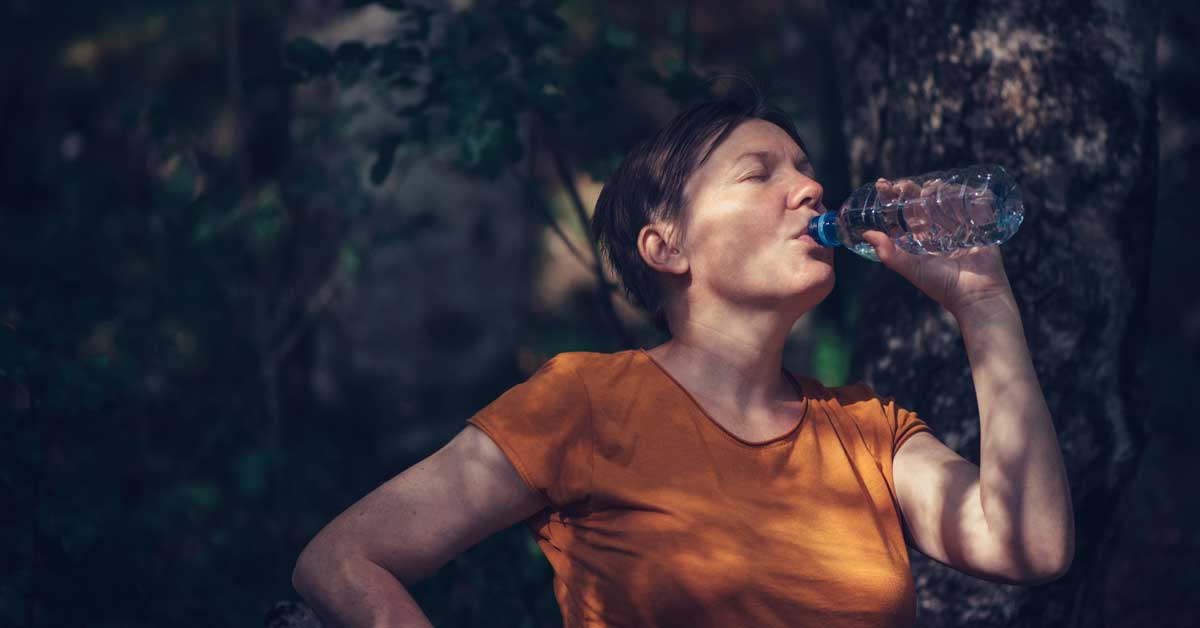 Drinking 3 Liters of Water per Day: Benefits and Downsides