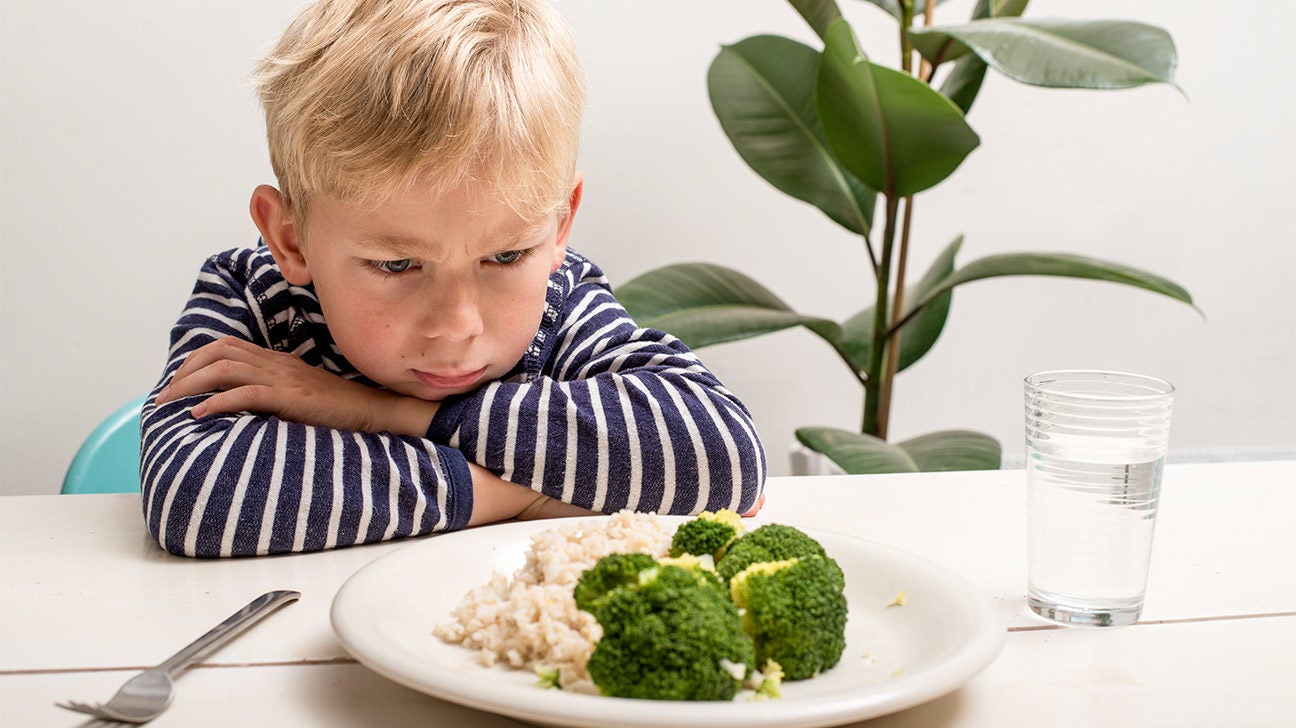 5 Tips to Avoid Mindless Munching - Patient First