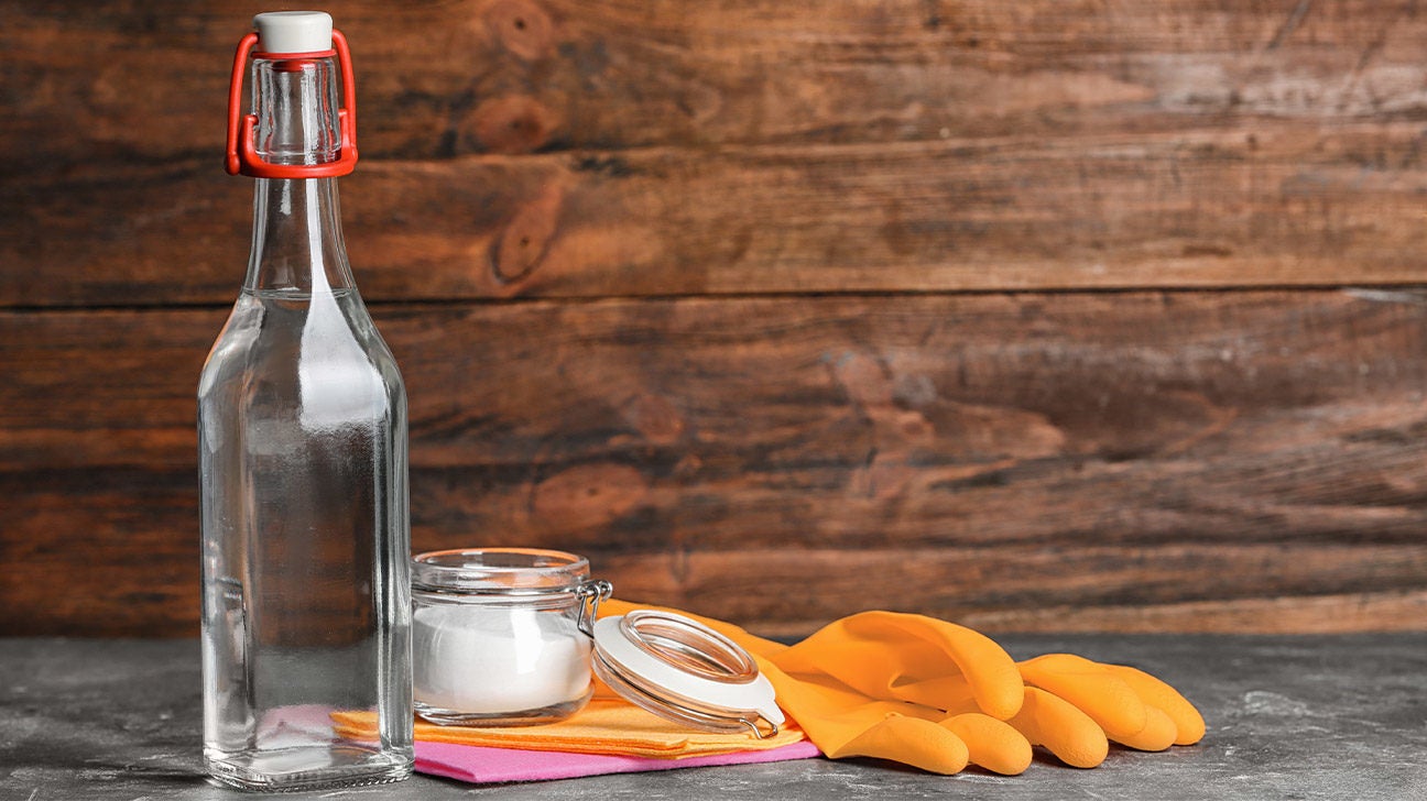 Cleaning with Vinegar: 9 Eco-Friendly, Inexpensive, Multipurpose Uses