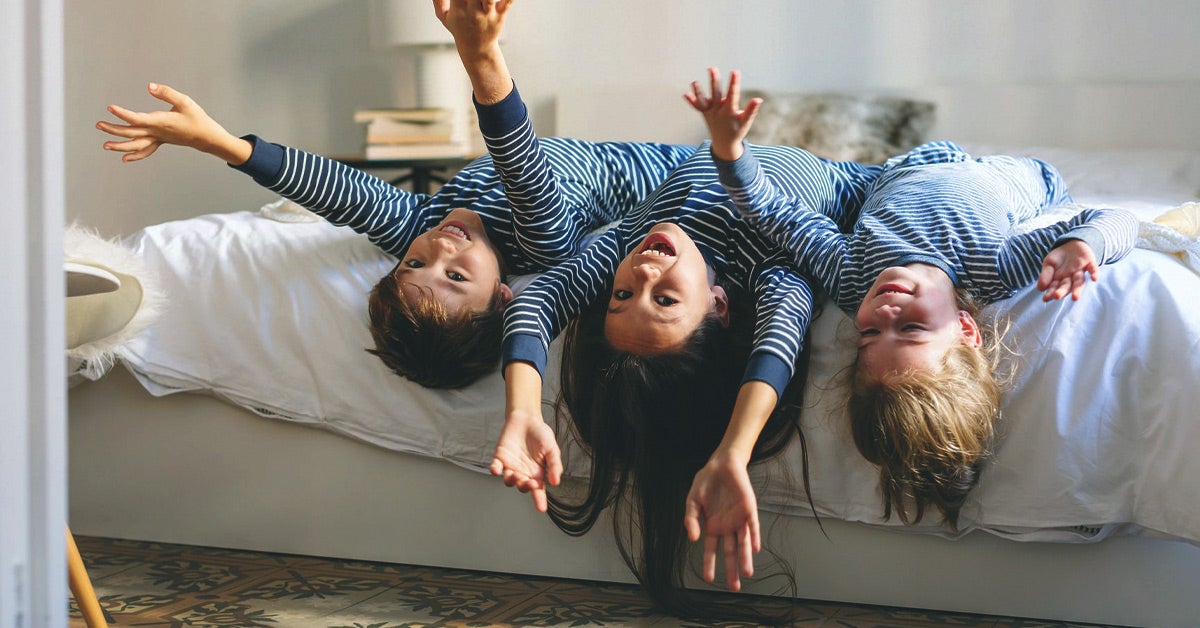Is Middle Child Syndrome a Real Thing? Here's What You Need to Know