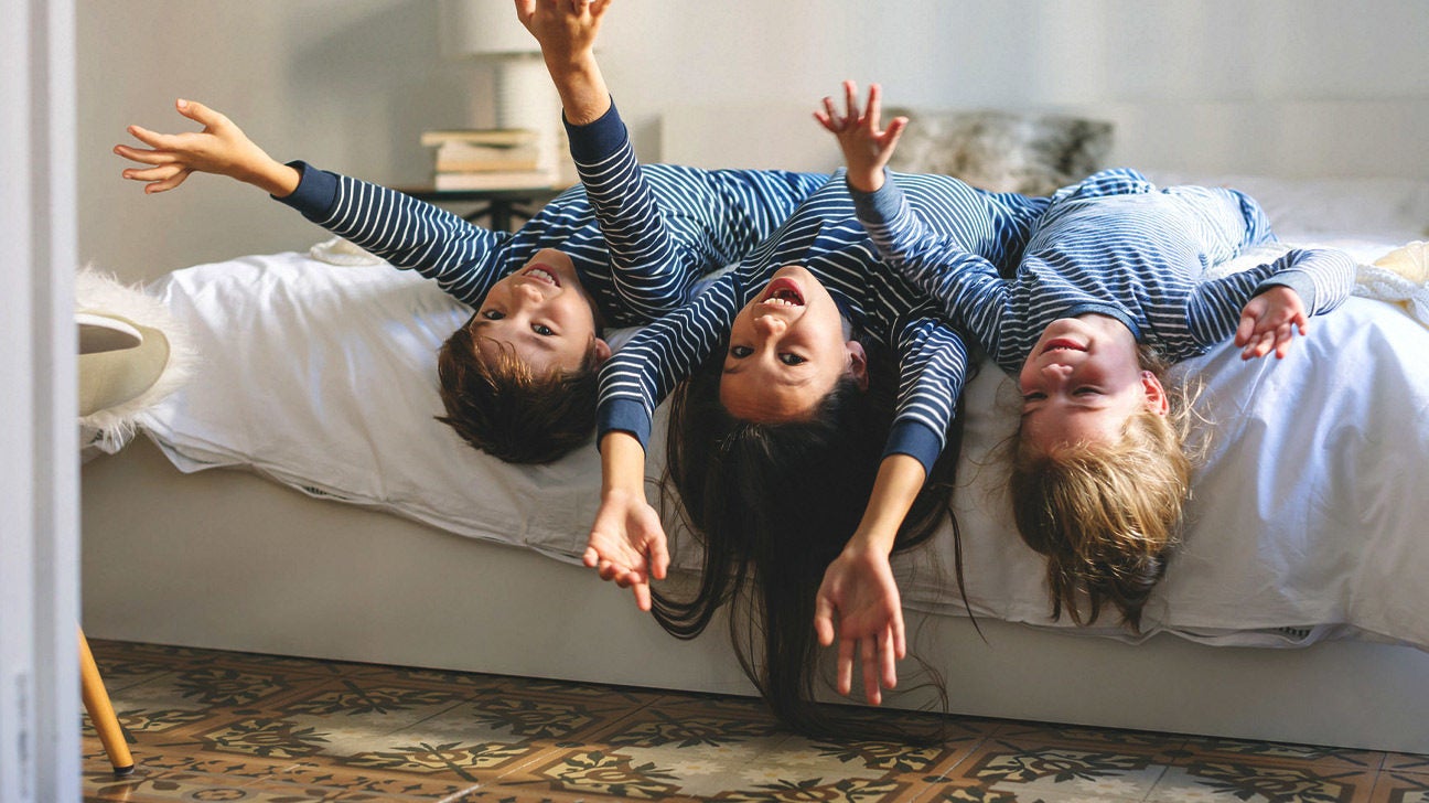 Is Middle Child Syndrome a Real Thing? Here's What You Need to Know