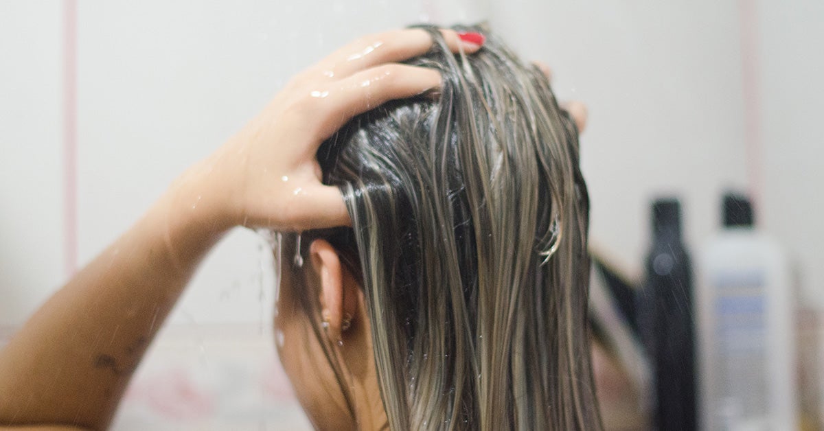 How to Use a Hair Mask: A Step-by-Step Guide and DIY Recipes