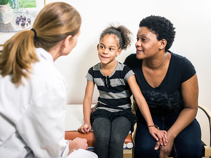 How Parents Can Work with School Nurses to Improve Their Kid’s Health