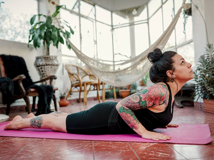 Hatha or Vinyasa Yoga: Which One Is Right for You?