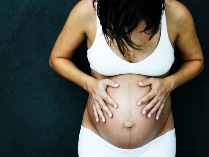 line on belly during pregnancy gender