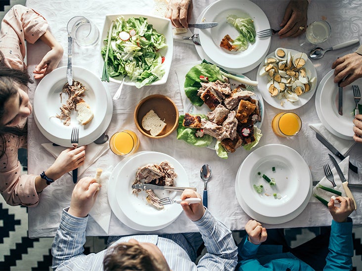 How Fasting Could Help You Stay Healthy During the Holidays