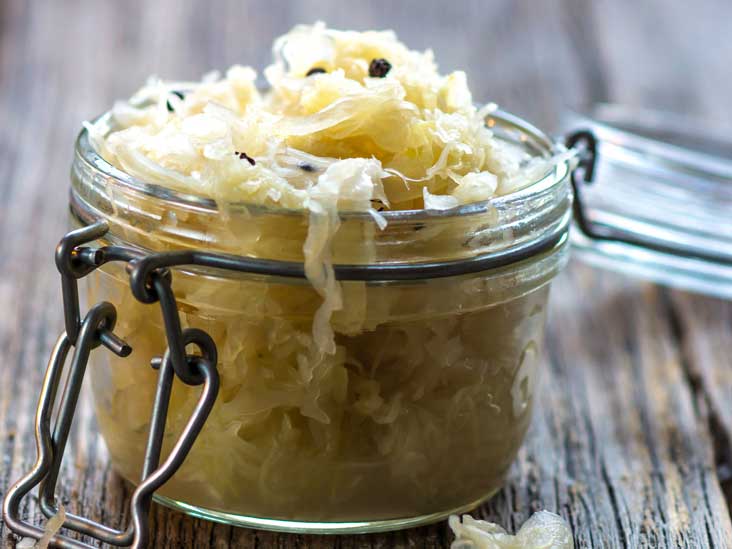 8 Surprising Benefits of Sauerkraut (Plus How to Make It)