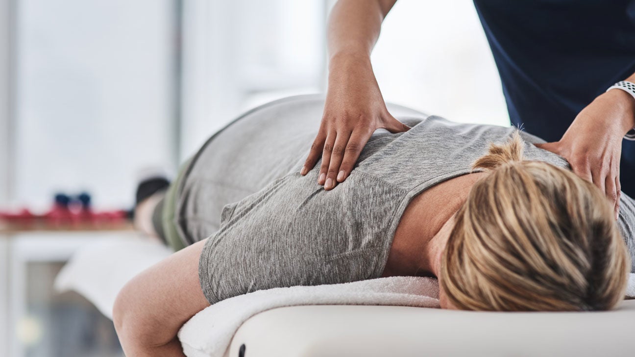 5 clear signs you need physiotherapy for back pain