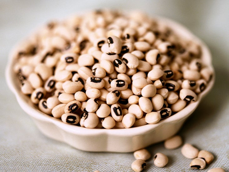 Black-Eyed Peas (Cowpeas): Nutrition Facts and Benefits