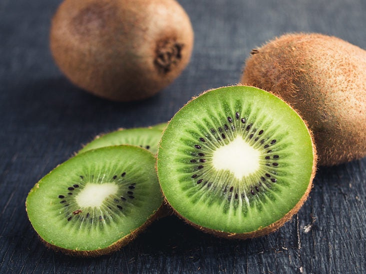 Can You Eat Kiwi While Pregnant?  