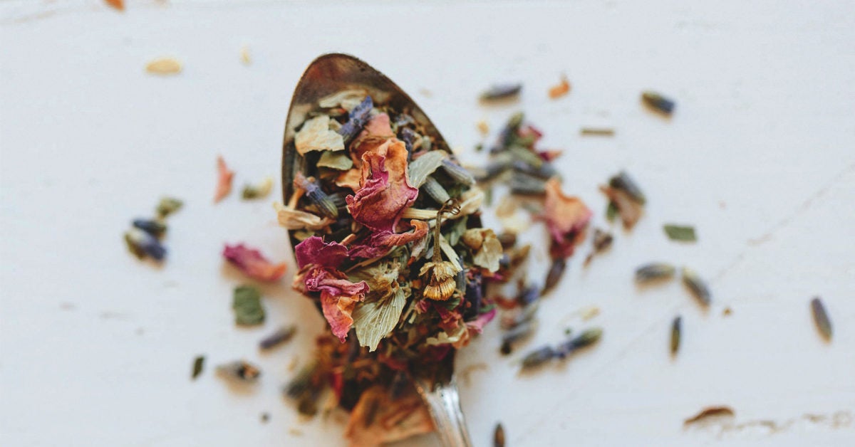 5 Calming Herbs and Spices to Fight Stress and Anxiety
