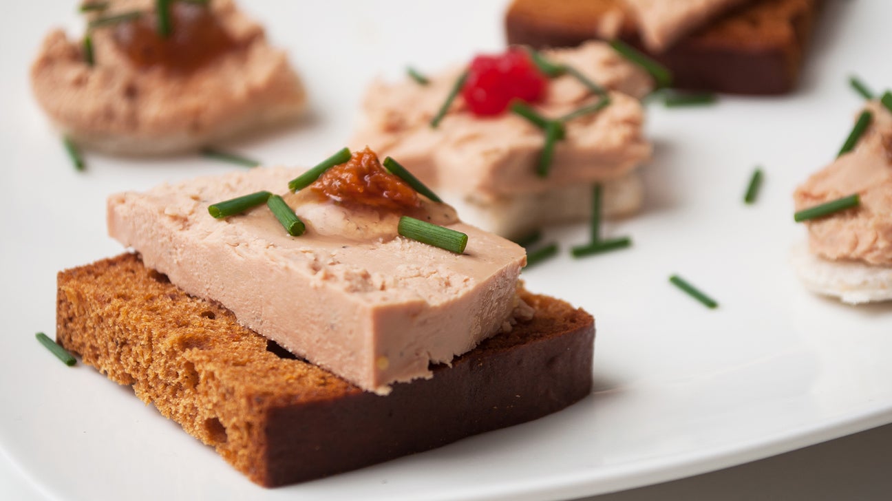 Everything you Ever Needed to Know about Foie Gras- and 3 Recipes