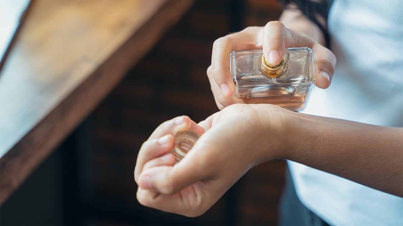 Perfume Allergy: Symptoms, Triggers, and Treatments