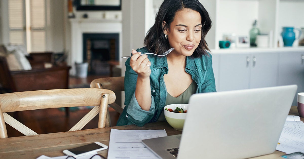 13 Ways to Prevent Stress Eating When You&#39;re Stuck at Home