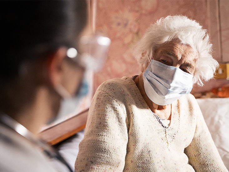 Caring for Someone with Alzheimer's During the COVID-19 Outbreak: 5 Tips