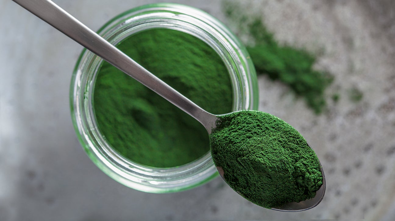 Chlorella vs. Spirulina: What's the Difference?