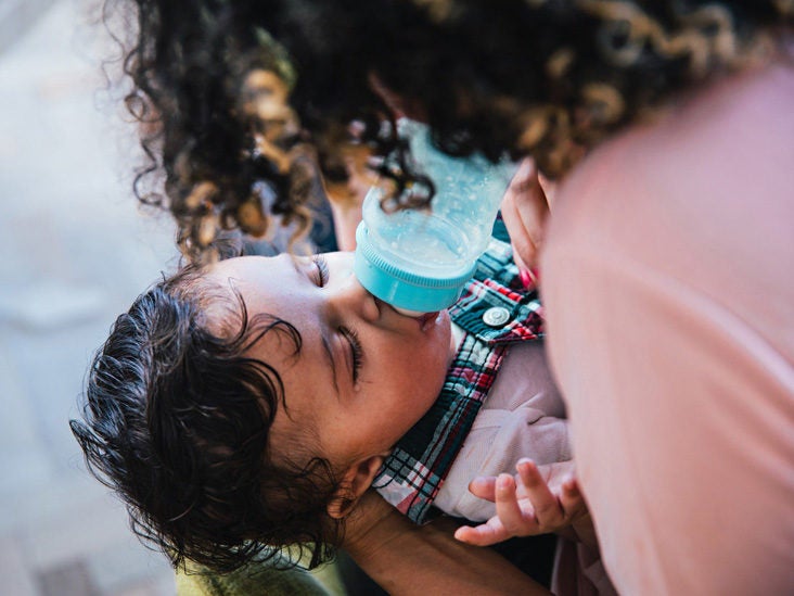 Yes, Bottle-Feeding Can Be Just as Bonding as Breastfeeding