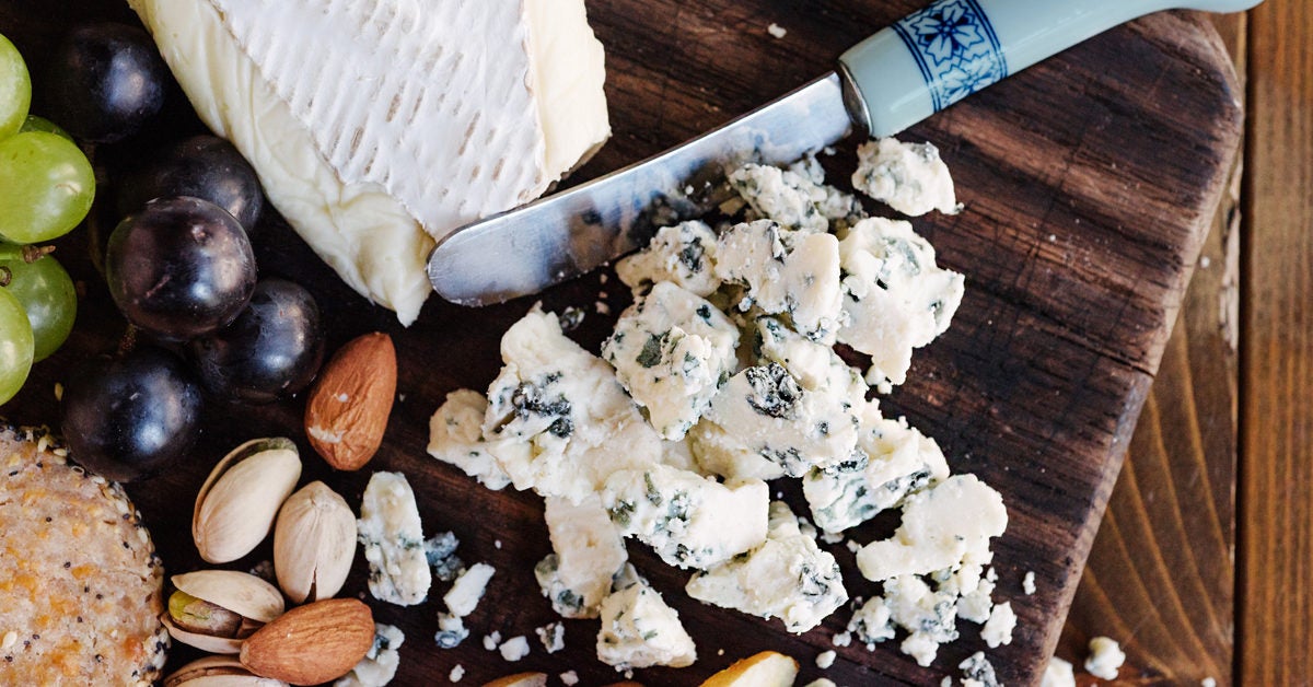 Is It Safe to Eat Blue Cheese During Pregnancy?