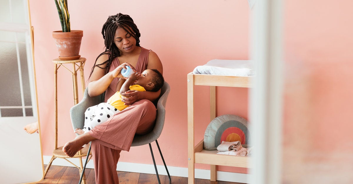 mother milk bottle feeding