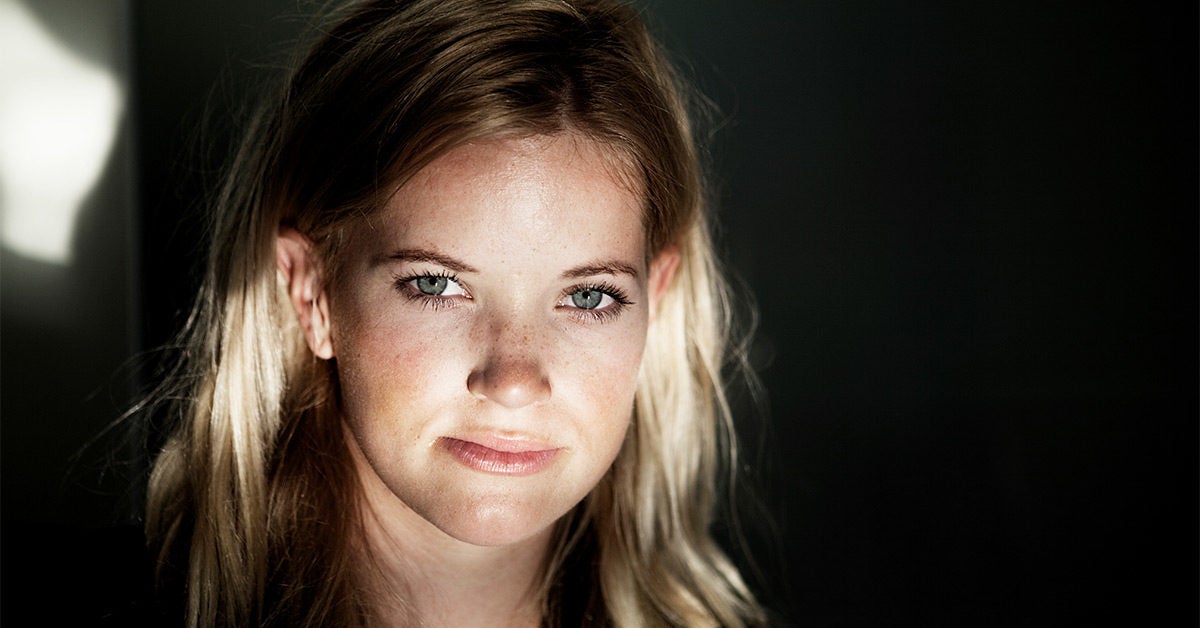 Spotlight Effect Definition, Examples, and Experiments