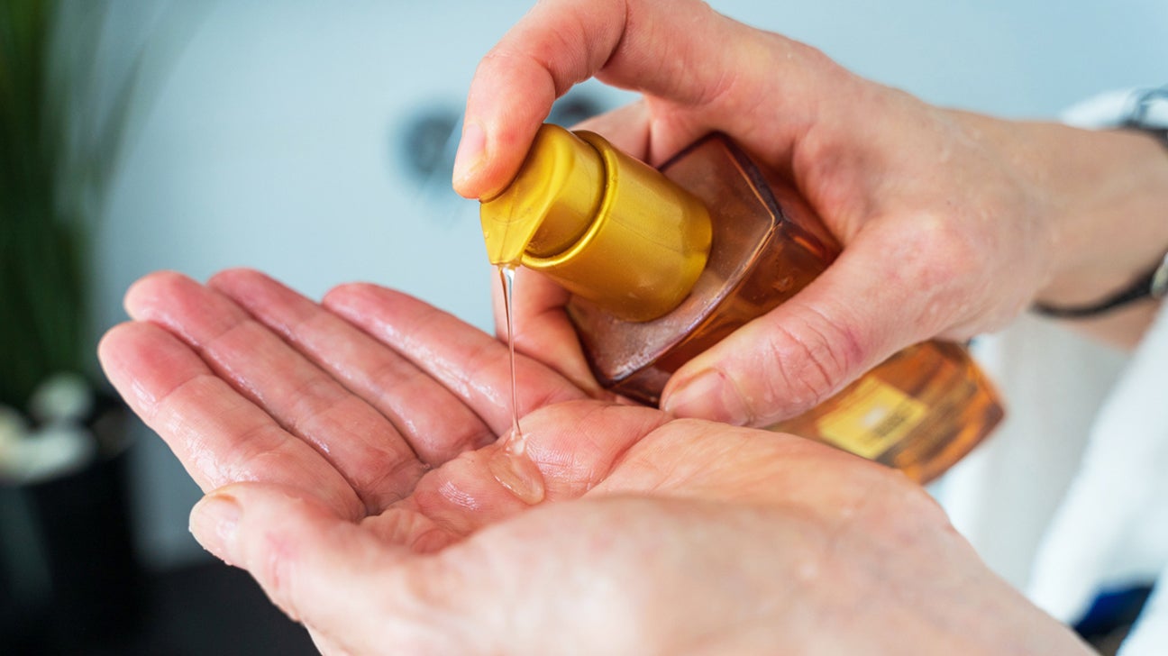 7 Fish Oil Beauty Hacks to Try for Healthy Skin, Hair, and Nails