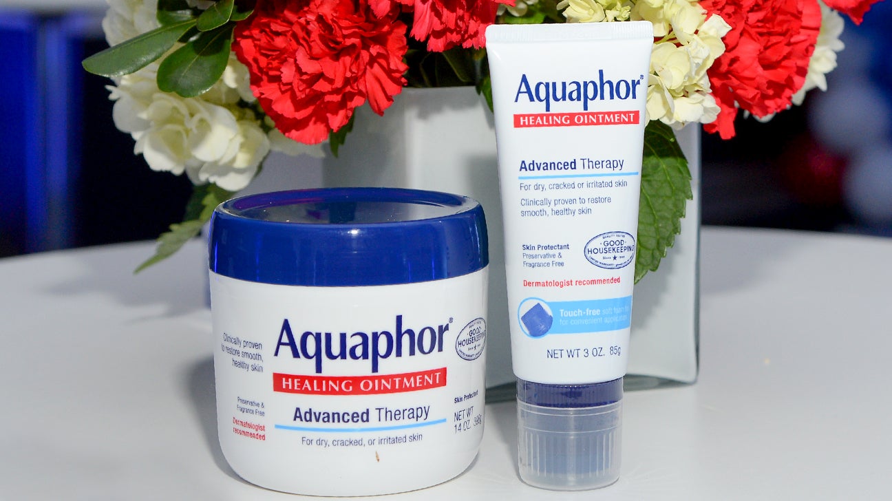 Can Aquaphor On Your Face Treat Acne Wrinkles And Moisturize 