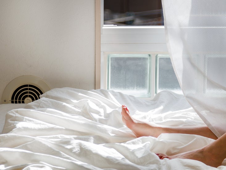 6 Tips for Falling Asleep in the Heat