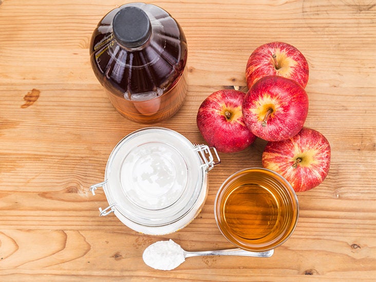 Is It Beneficial to Mix Baking Soda and Apple Cider Vinegar?