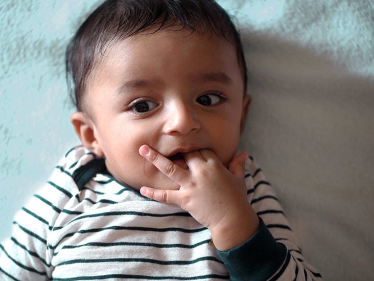 11 Signs Your Baby Is Hungry