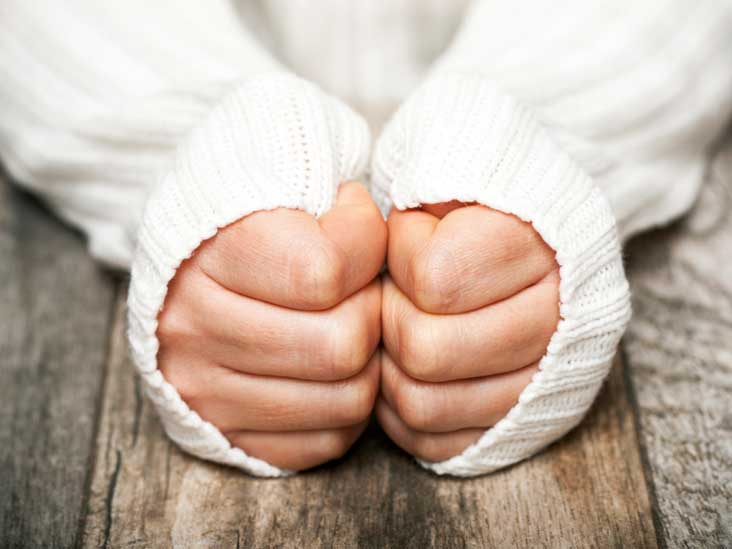 fingertips get cold in gloves