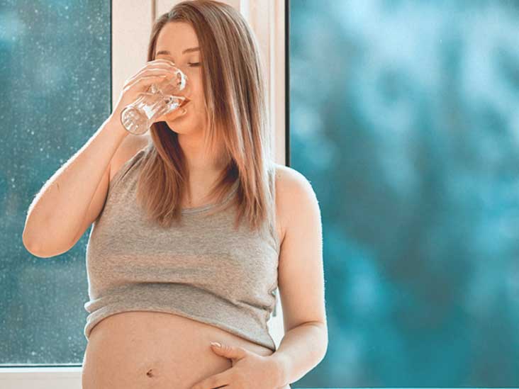 thick-saliva-after-eating-pregnancy-sore-throat-causes-and-more