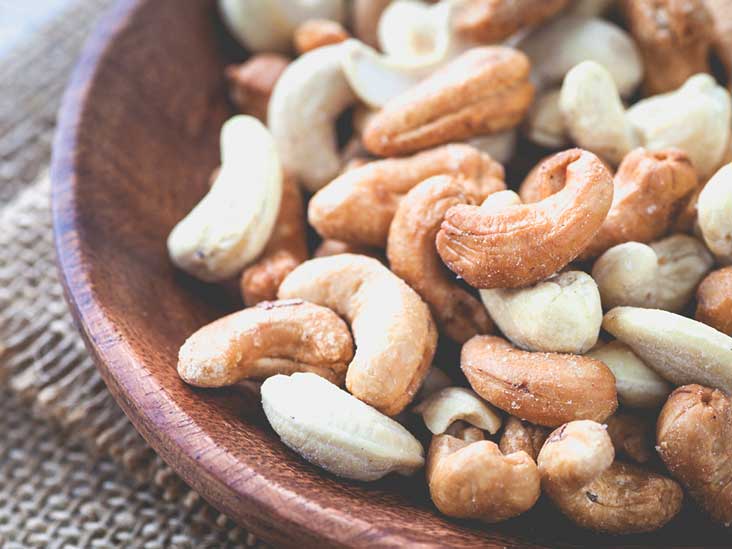 cashew nut intolerance symptoms