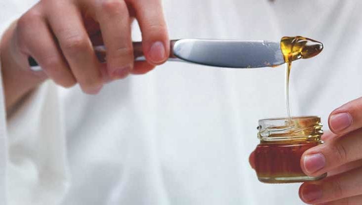 Agave Nectar vs. Honey: Which Is Healthier?
