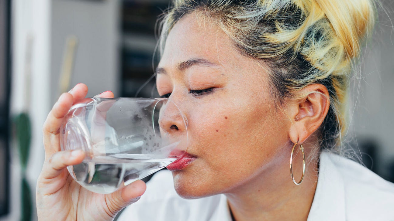 https://post.healthline.com/wp-content/uploads/2020/08/asian-woman-drinking-glass-water-1296x728-header.jpg