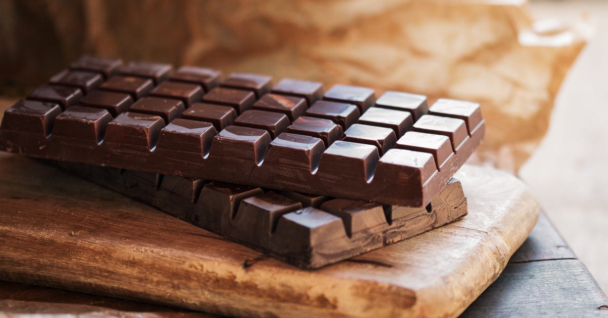 dark-chocolate-and-weight-loss-is-it-beneficial