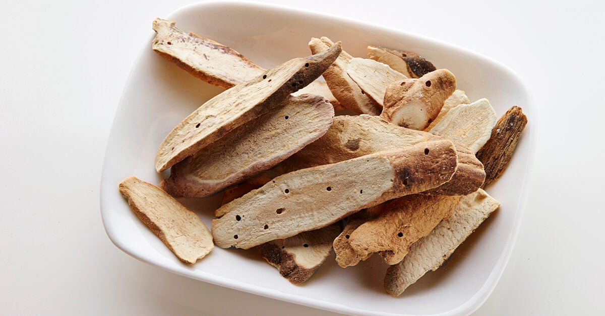 White Peony Root: Potential Benefits, Side Effects, Uses