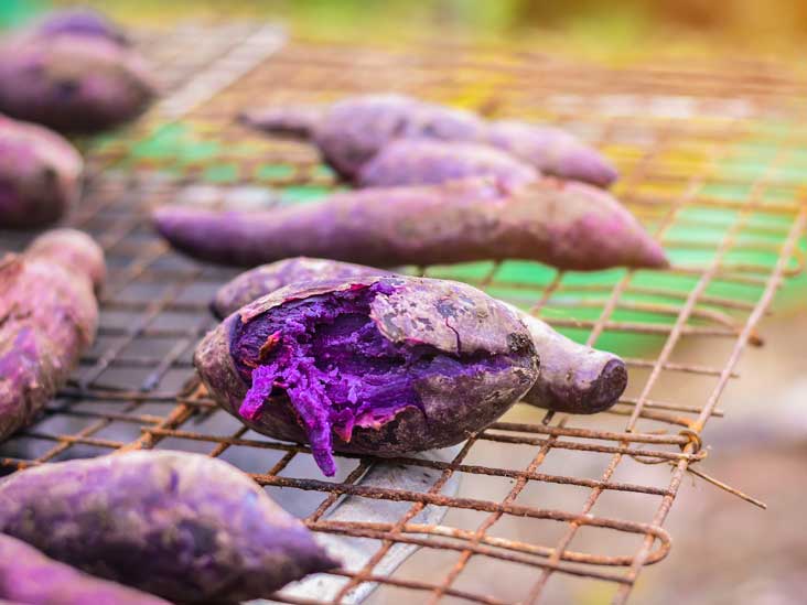 7 Benefits of Purple Yam (Ube), and How It Differs from Taro