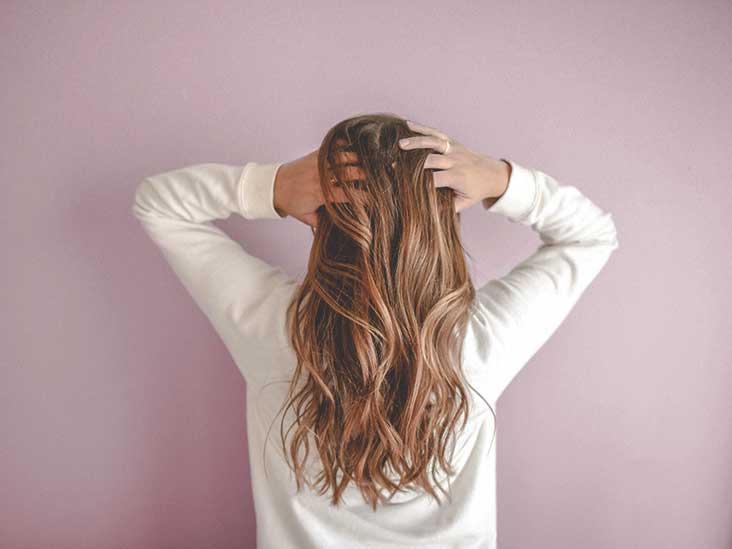 How to Get Rid of Dandruff: 9 Home Remedies