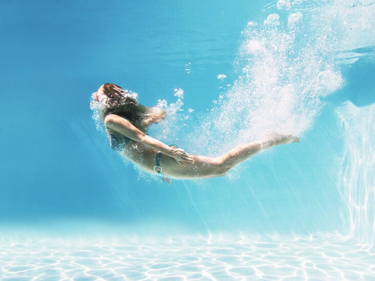 Follow These Tips for Summertime Swimming If You Have Psoriasis