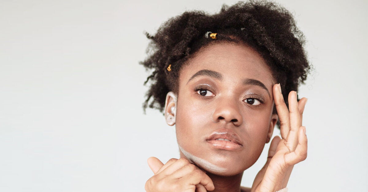 Dry vs. Dehydrated Skin: 8 Traits to Help You Tell the Difference