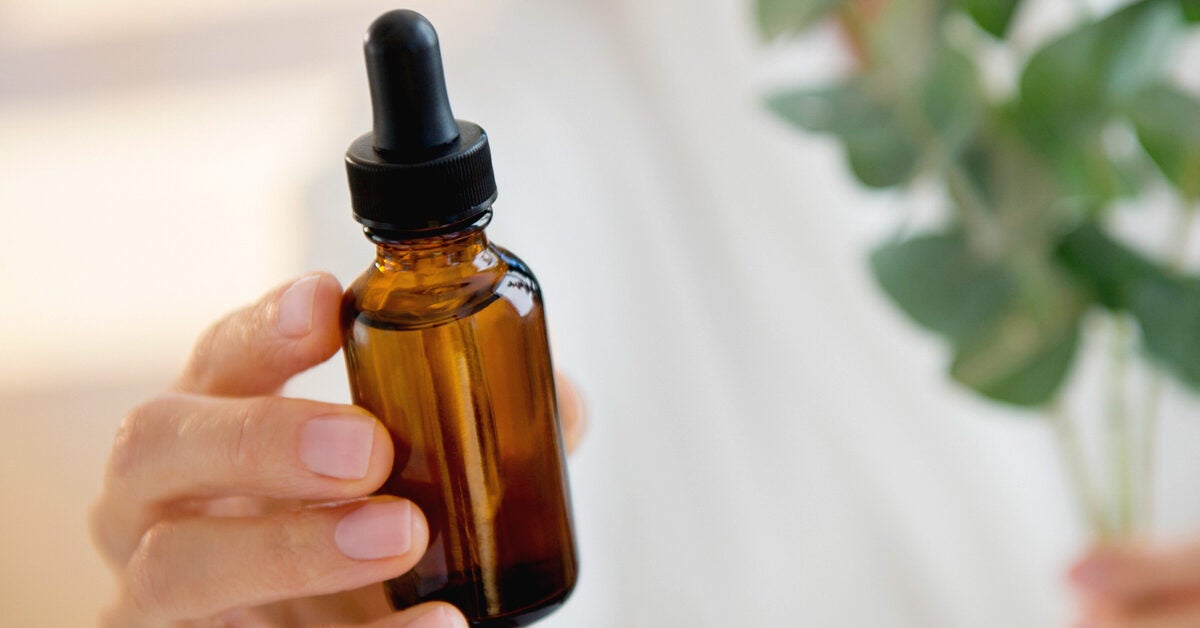 Essential Oils for Itching: Benefits and Uses for Itchy Skin or Scalp
