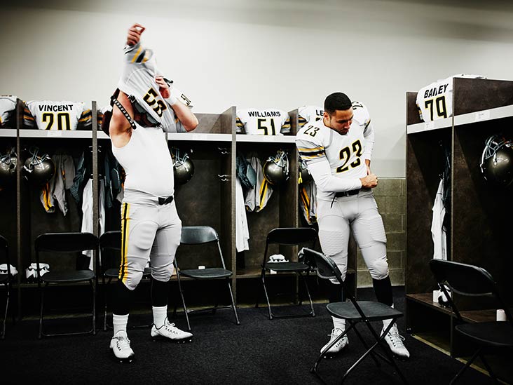 Is Jock Itch Contagious? Through Sex, to Females, and More